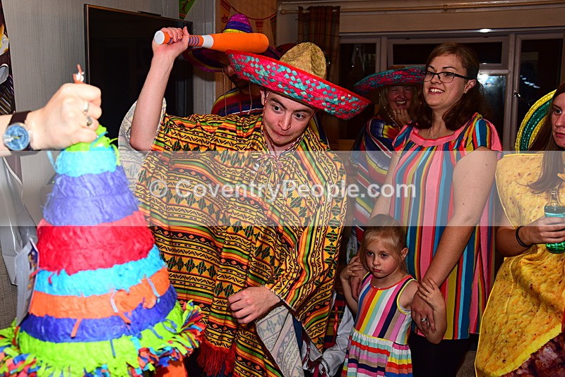 LEE-351 - Lee's 30th