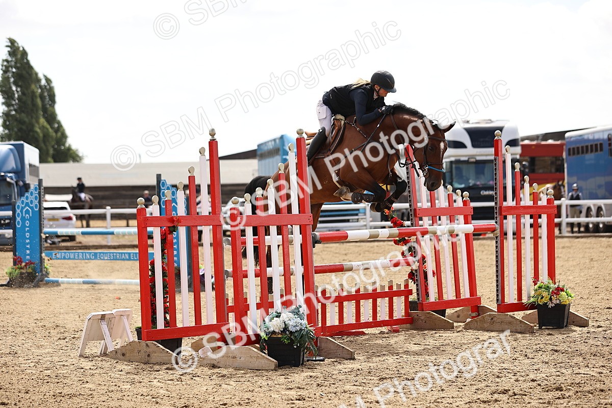 SBM_009708 - Class 8 - Senior Newcomers - 1.10  Open