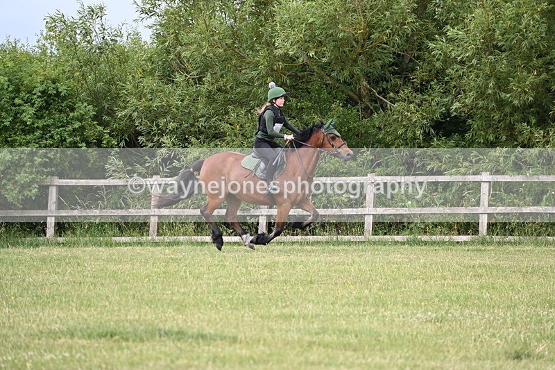 WJ6_6478 - 60cm XC Time 10:17 to 10:49