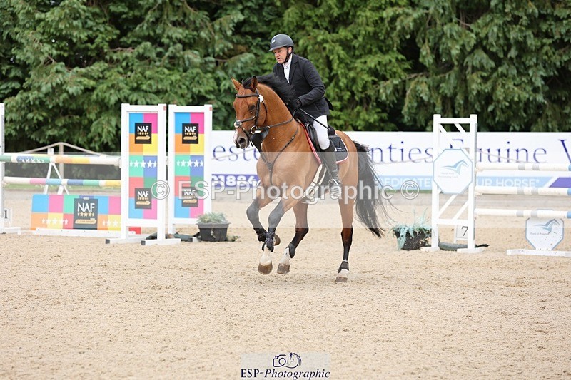 240711-161304-29364 - Cls 124 Foxhunter