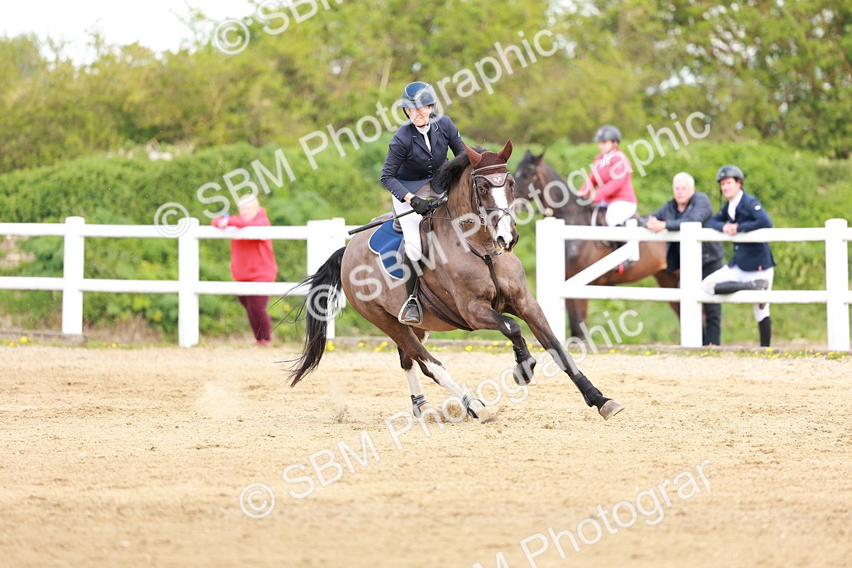 SBM_002166 - Class 4 - Senior Newcomers - 1.10m