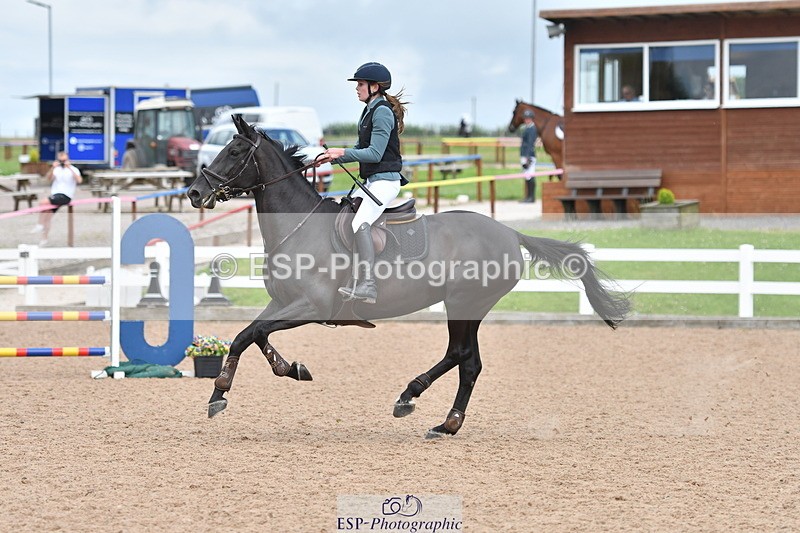 240727A-153321-06186 - Cls 24 1.05m Amateur Qualifier