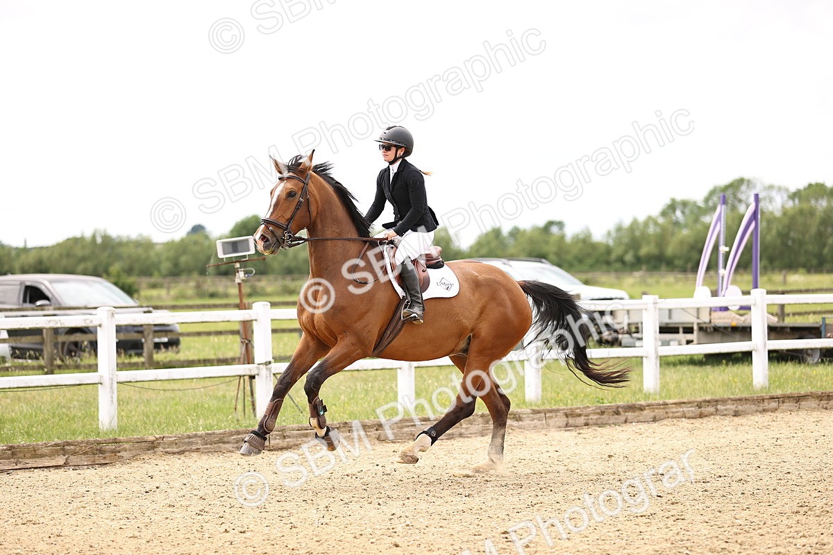 SBM_007675 - Class 19 - Senior Newcomers - 1.10m
