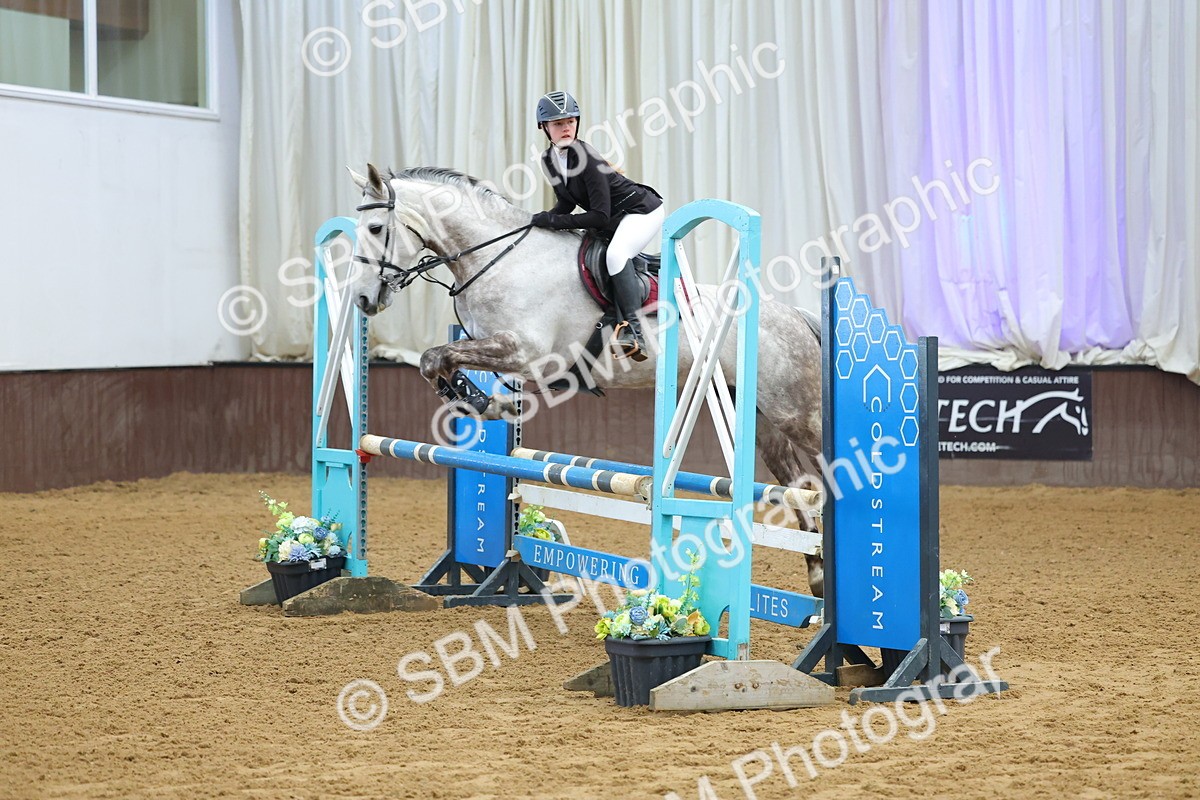 SBM_009921 - Class 21 - Nupafeed Supplements Senior Discovery/ 1m Open - First Round (1.00m)