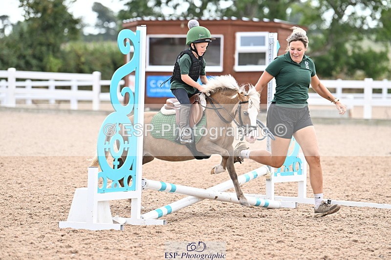 250821B-121252-00343 - Group D - Thomasina