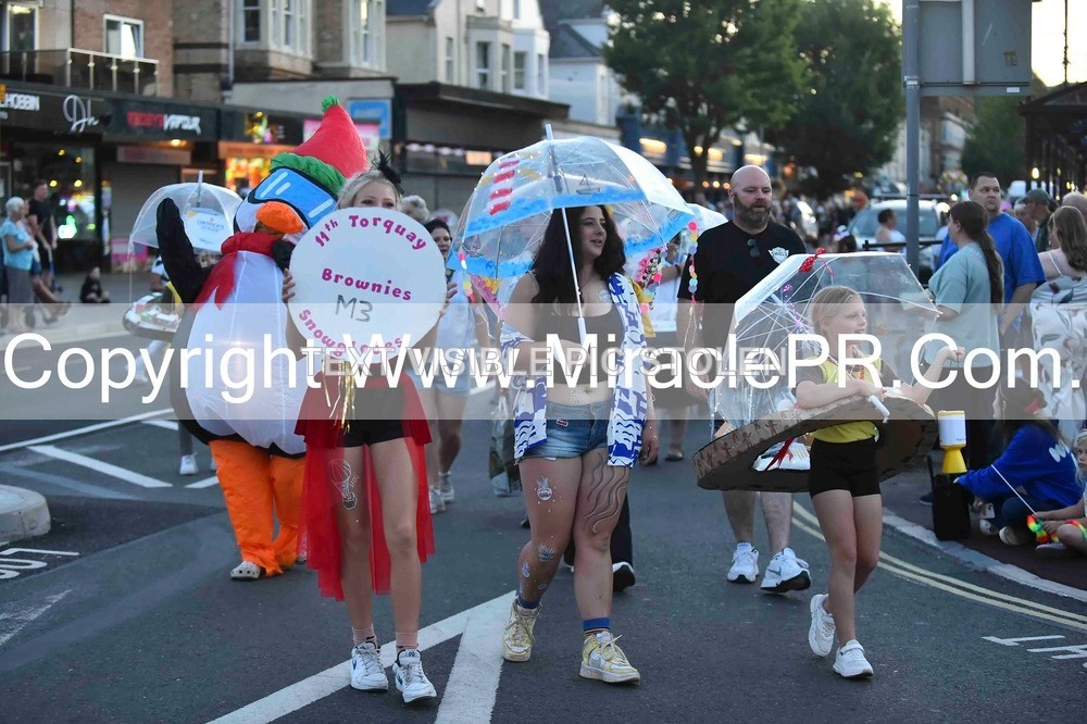 SH4_4021 - Carnival Procession.