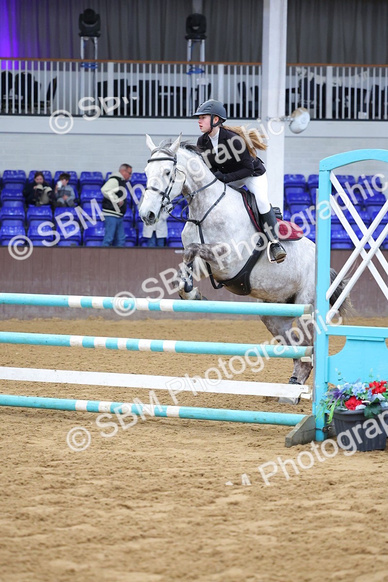 SBM_009925 - Class 21 - Nupafeed Supplements Senior Discovery/ 1m Open - First Round (1.00m)