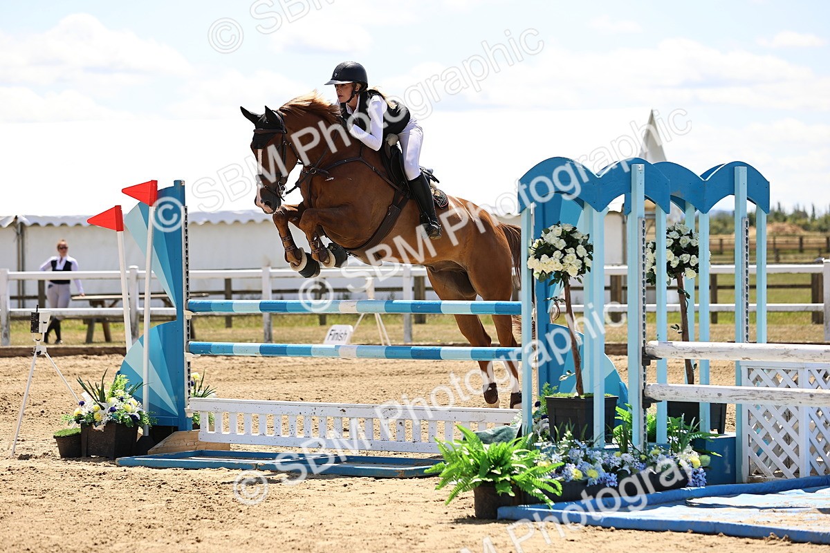 SBM_014425 - Class 15 - Senior Newcomers - 1.10m Open