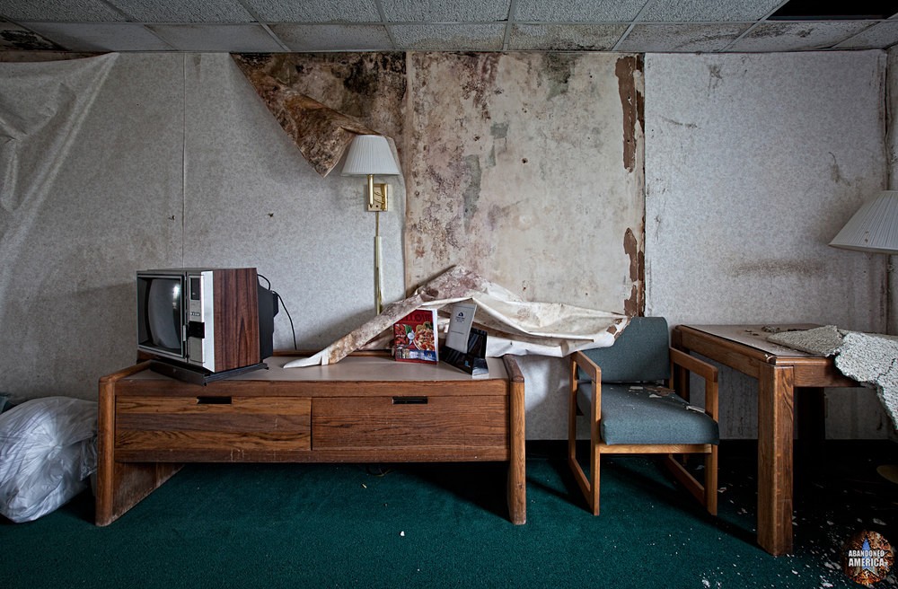 Fallside Hotel (Niagara Falls, NY) | Abandoned America