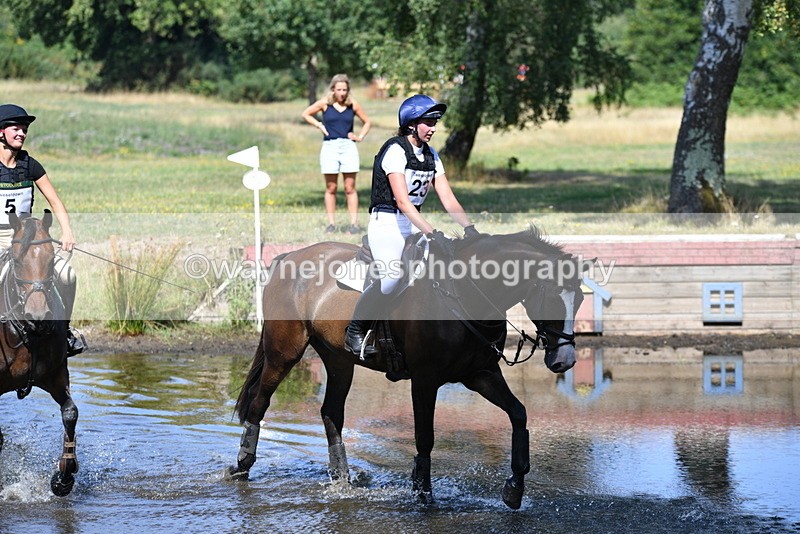 WJ5_2230 - XC Time 10:54 to 11:14