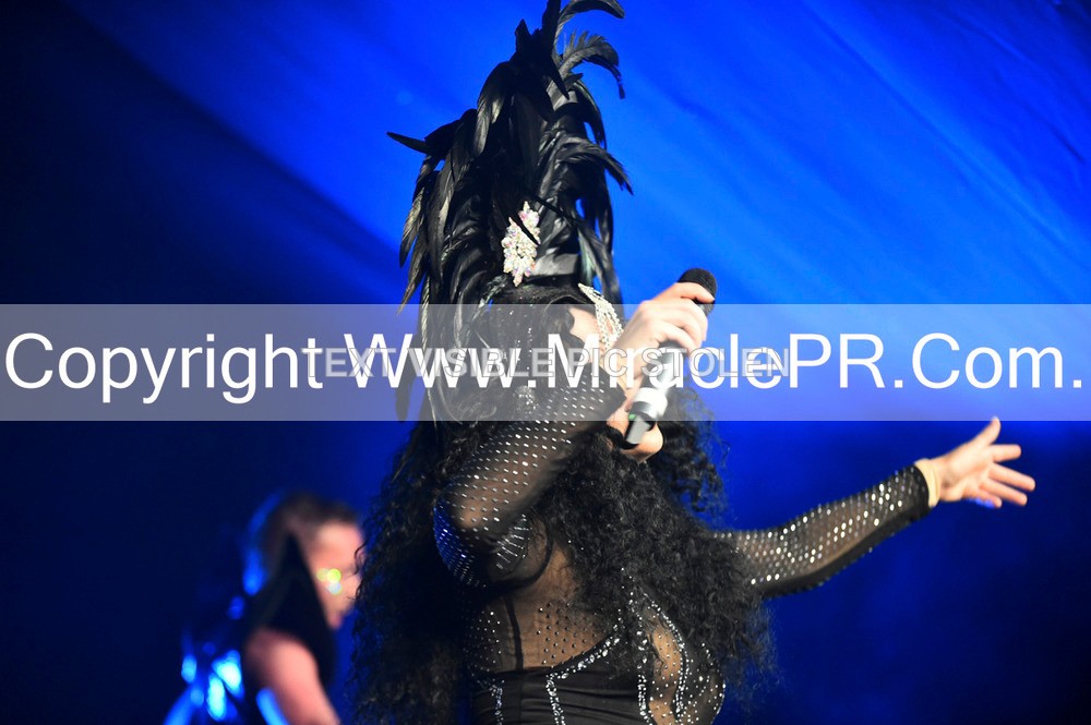 SH4_7062 - The Cher Experience