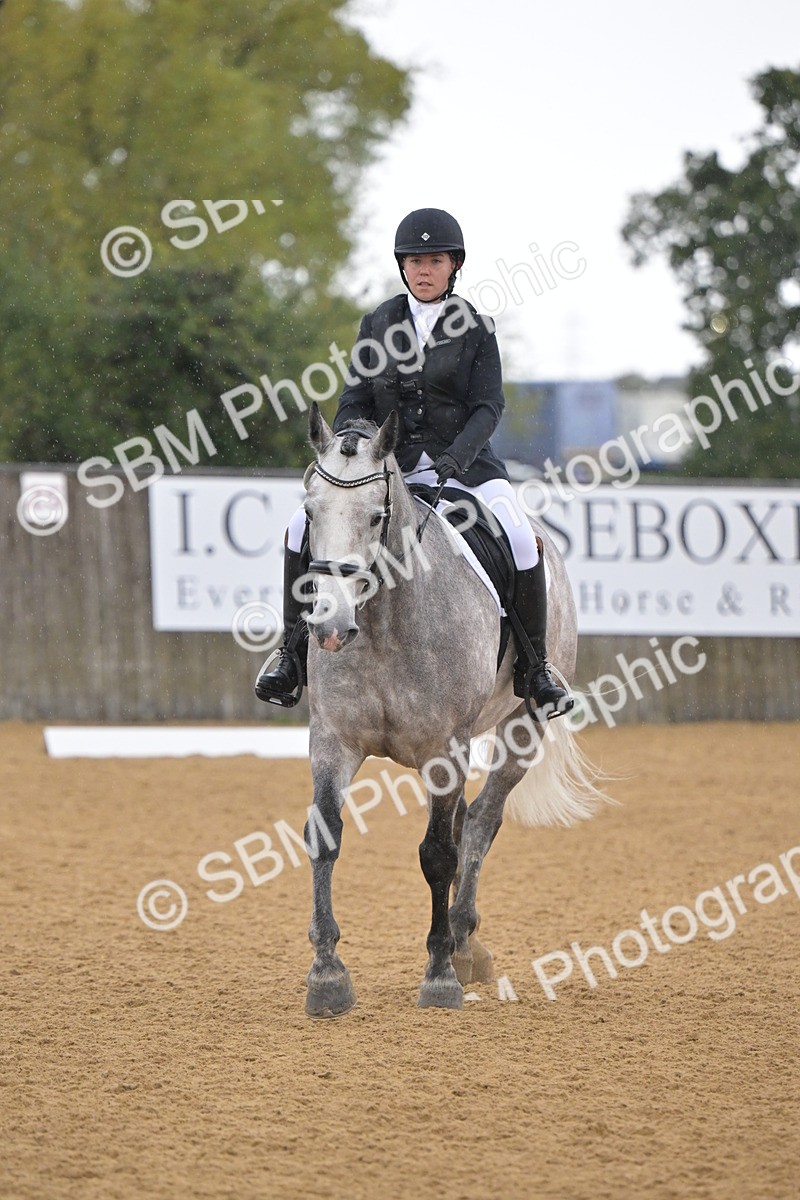 SBM_00571 - D2 - Small Tour Championship Intro 2
