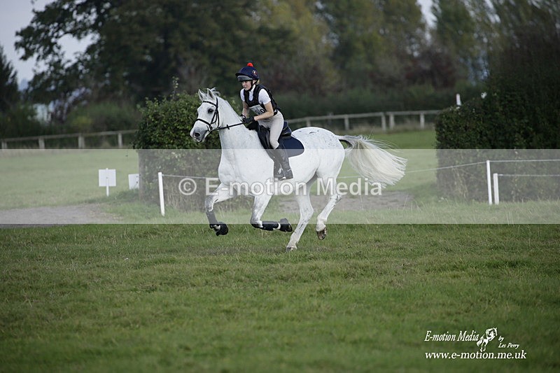  WWHT 171021 3979 - Open (1.00m)  17/10/21