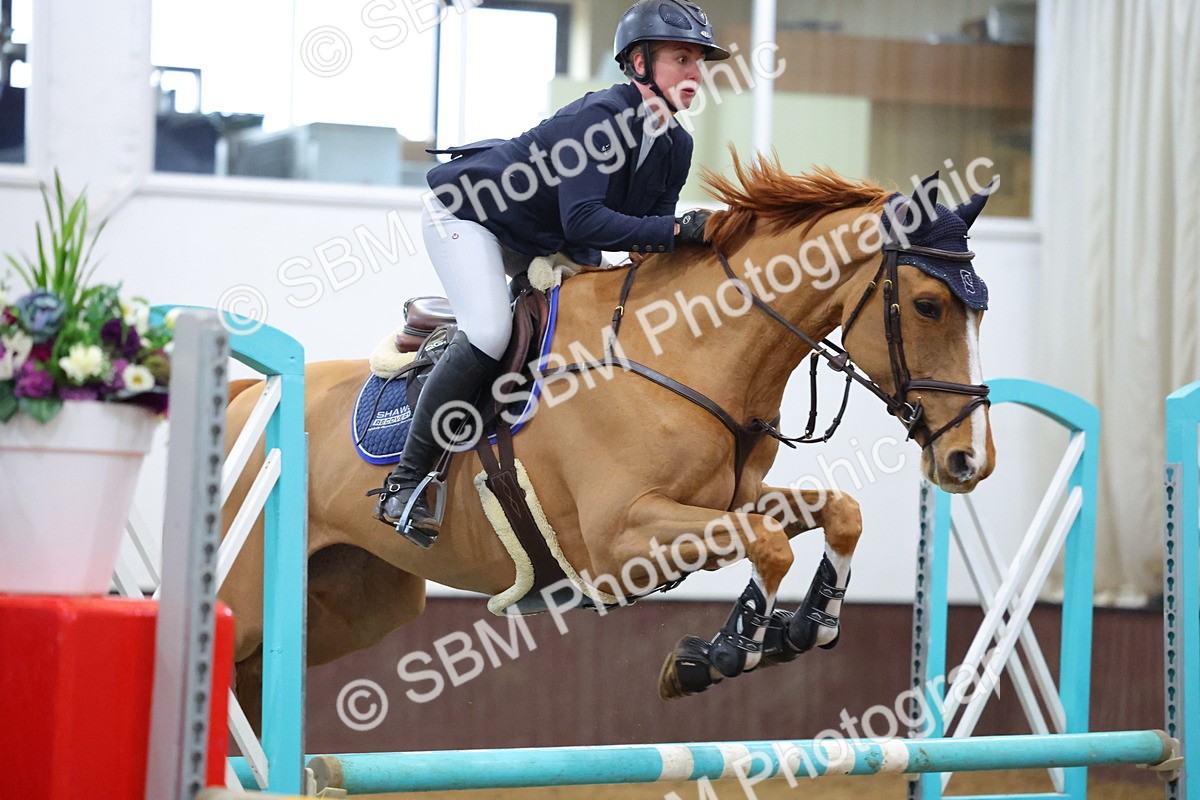 1I0A4962 - Class 9 - Senior Newcomers/ 1.10m Open