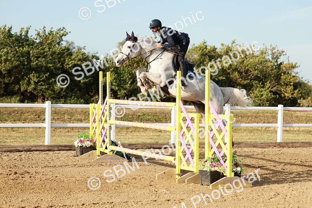 SBM_009010 - Class 6 - National 1.30m 1.40m Open Handicap