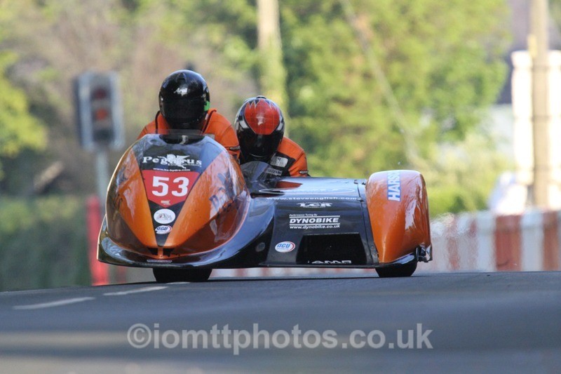 IMG_5589 - Thursday Practice - TT 2013 Side Car