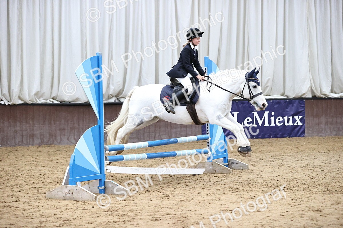 SBM_001408 - Class 5 - Henlow Veterinary Hospital 70cm