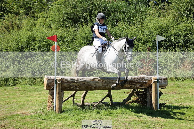 240811A-145641-05405 - 219-