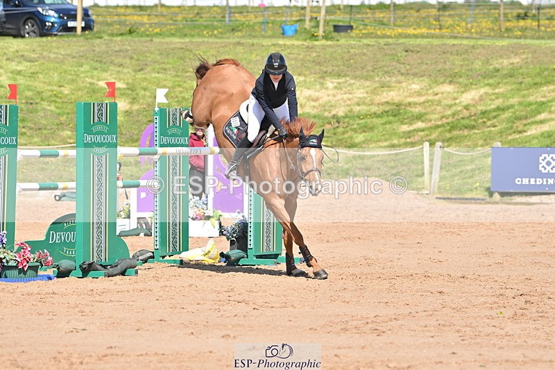 240420A-144955-11850 - Cls 7, 2 Star Medium Tour 1.35m