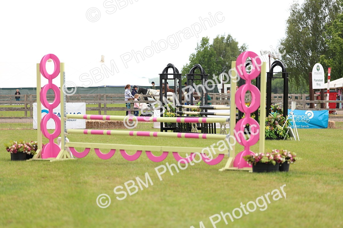 SBM_11611 - Class 205 - Tarmac Senior 1m Open