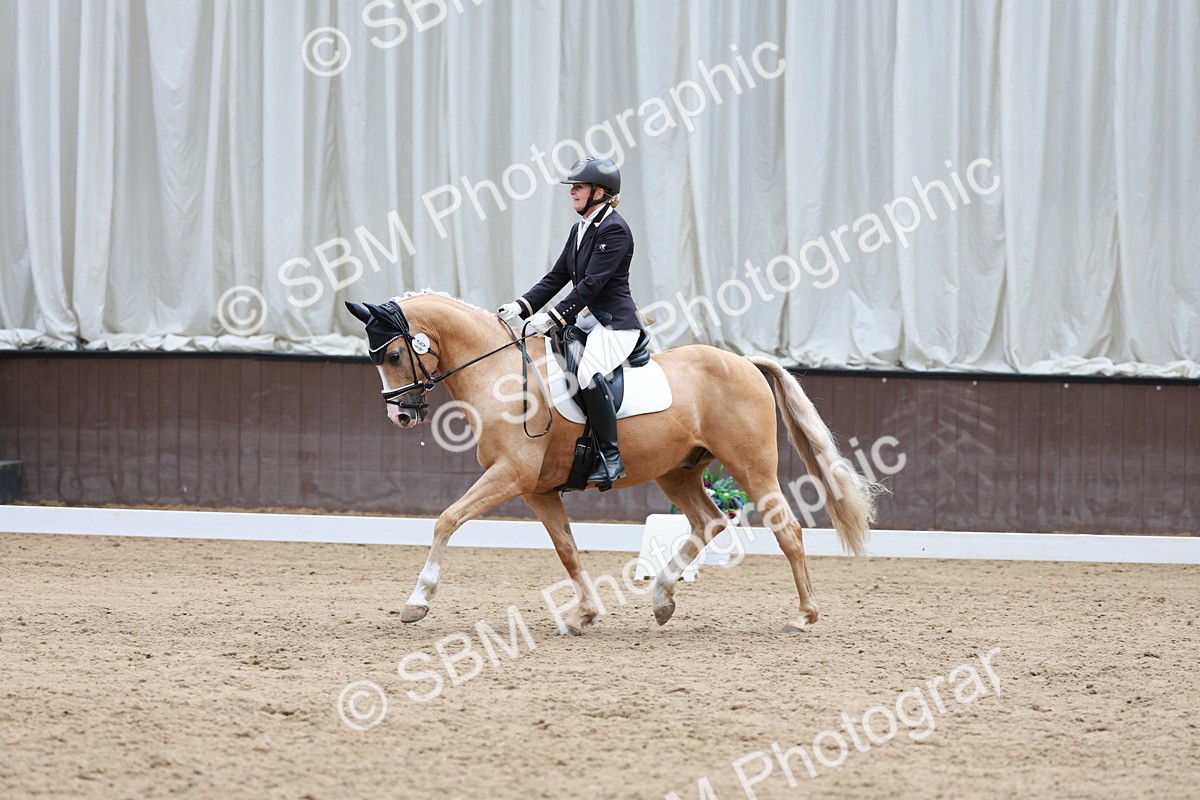 SBM_009851 - Class 6b - Novice 6 - 12.40-13.43