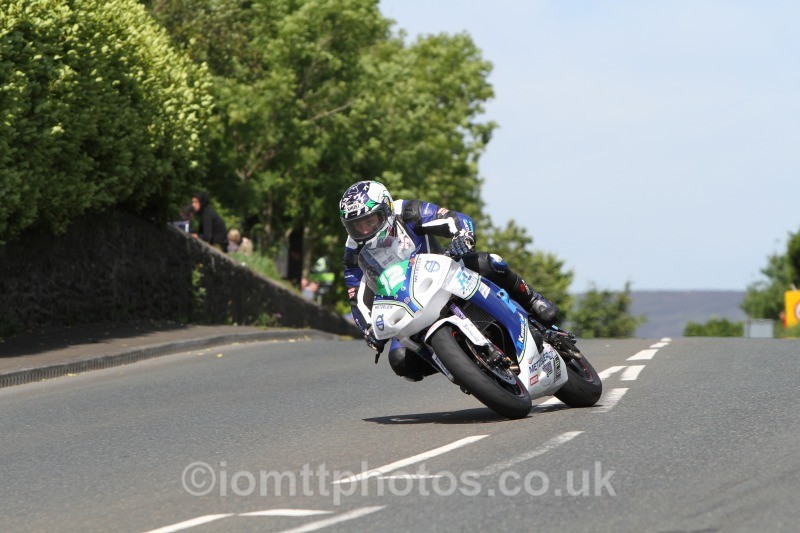 Dean Harrison Kawasaki / RC Express racing by MSS Perfor - Bikenation Lightweight TT