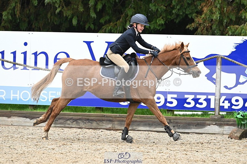 250418A-140614-01043 - UnAff 70cm