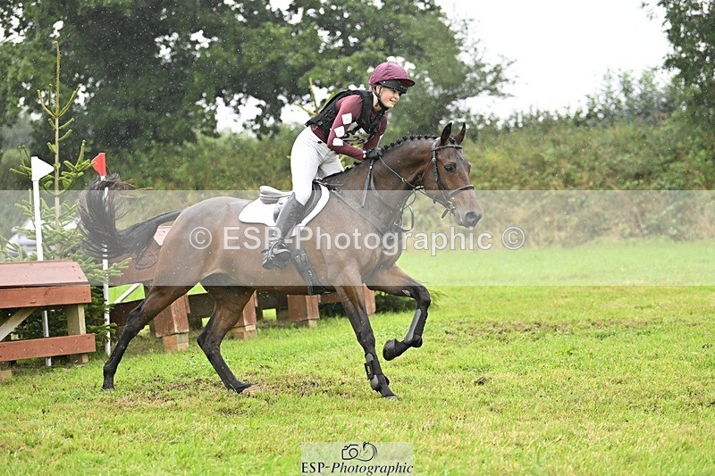 240901A-155812-11020 - 523-Georgie.Selley-VICARSTOWN.VICTOR