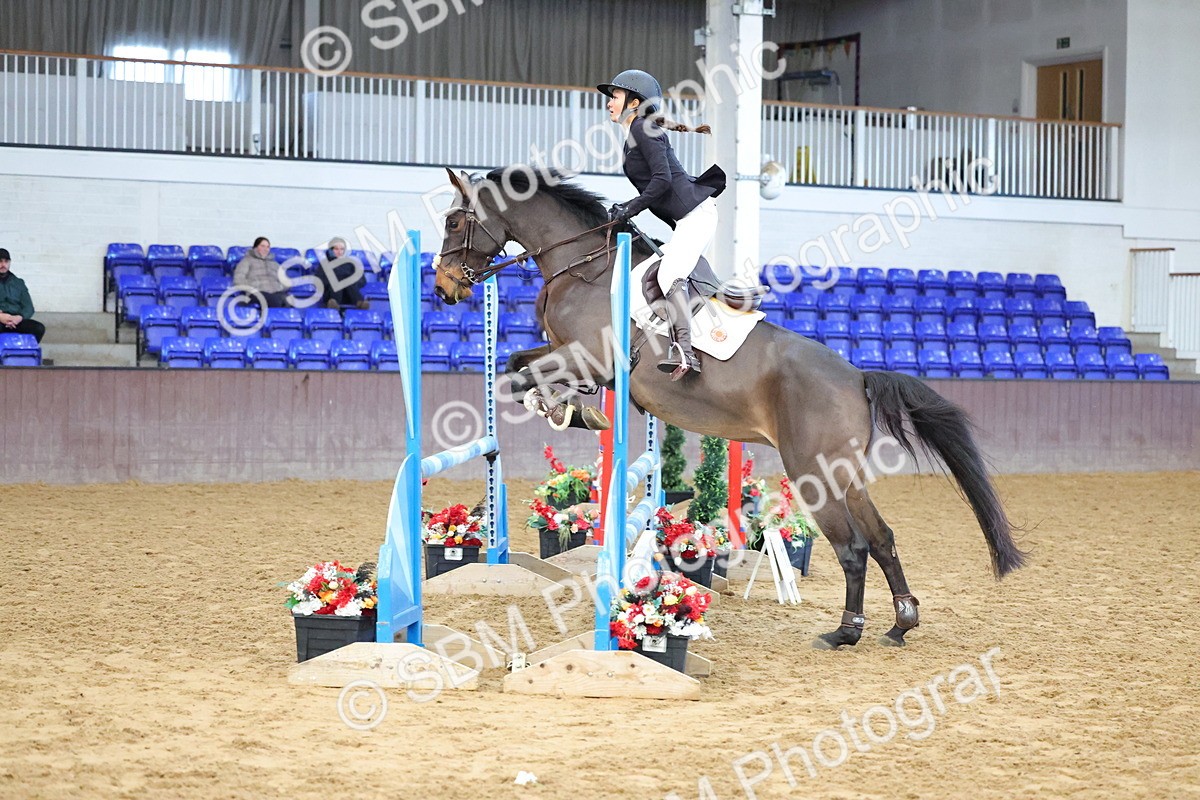 SBM_005410 - Class 22 - Bliss of London Novice Winter Championship Qualifier 90cm