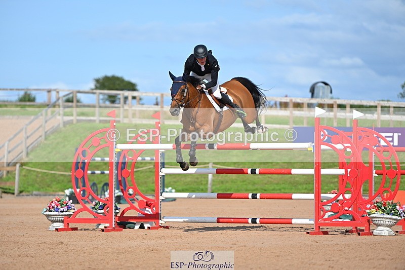 230721A-170655-07987 - Cls 10, 2 Star Big 1.45m Break to End