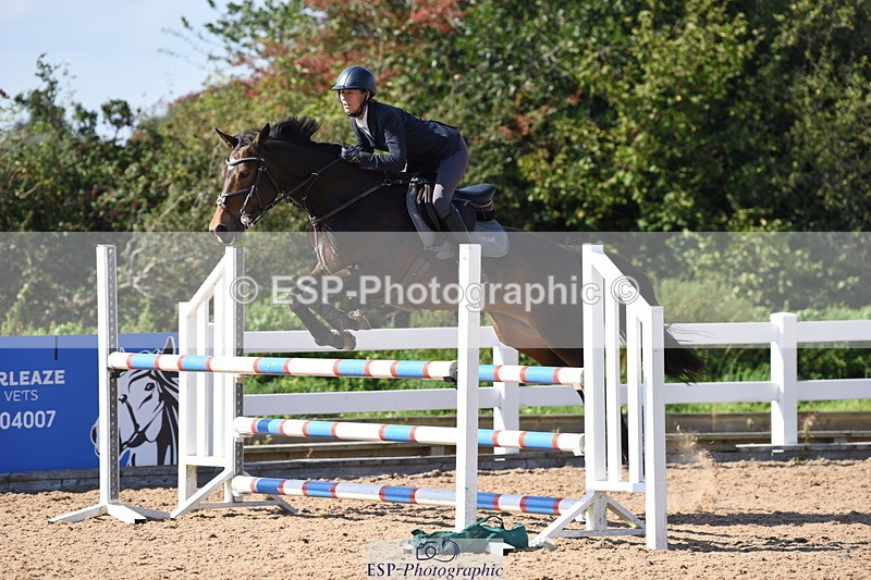 230915A-145106-00693 - Cls 12 1.05m Amateur Qualifier