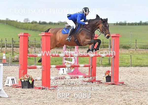 BPP_6083 - CLASS 27 SUN Senior Newcomers/ 1.10m Open