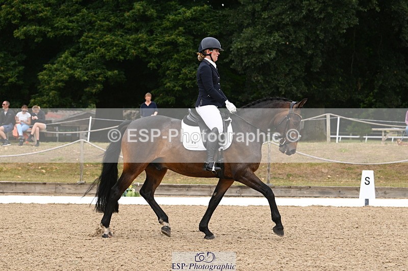 250720A-121100-10155 - 098-Becky.Littleton-Optical.Illusion