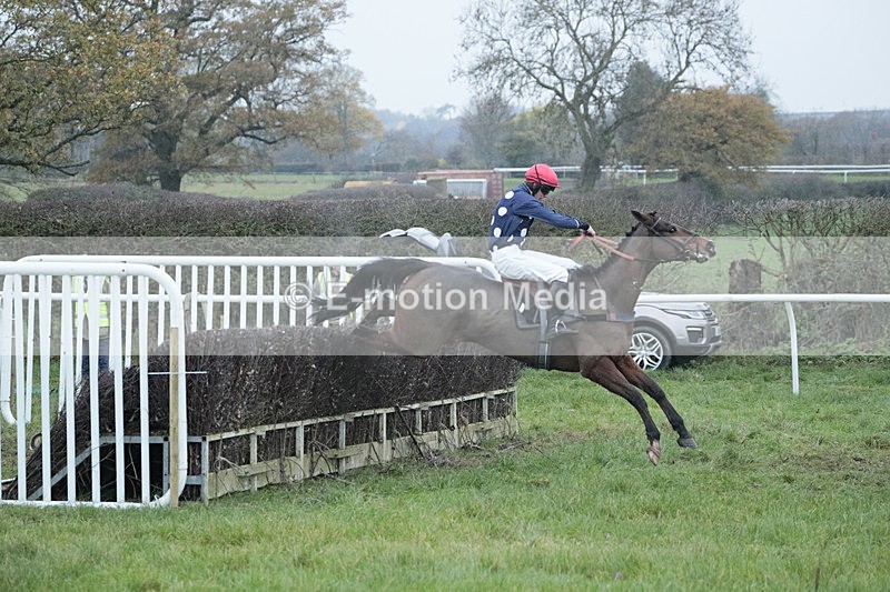 PtP 041222 1025 - Wheatland  Hunt PtP Chaddesley Corbett, Worcs 04/12/22