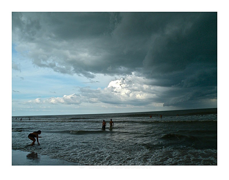 Le ciel tombe - Regards sur l'Argentine