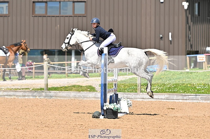 240504A-124615-01632 - Cls 4 Blue Chip Pony Newcomers & 1m Open