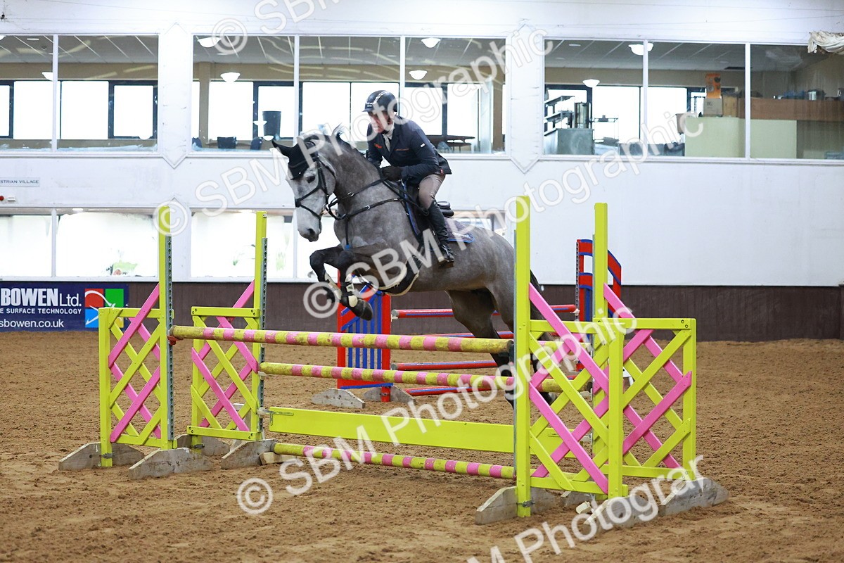 SBM_001838 - Class 4 - Senior Newcomers - 1.10m