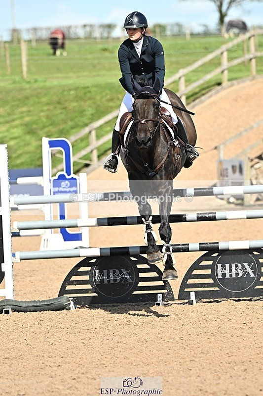 250416-151245-01639 - Cls 6 Foxhunter and 1.20m