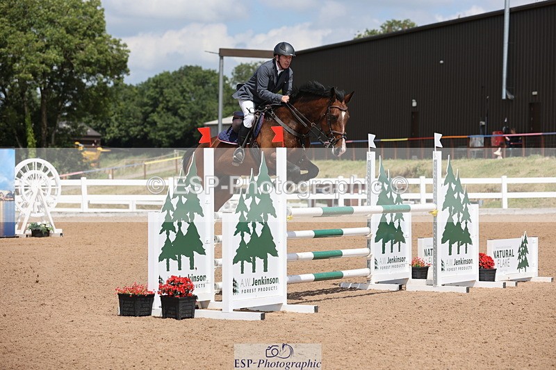 240718A-131208-05460 - Cls 9, 1 Star Bronze Tour 1.10m