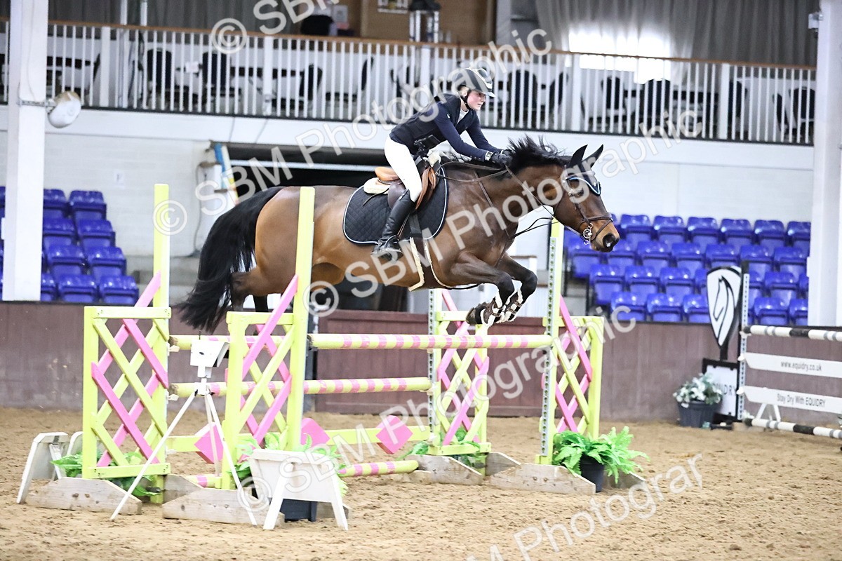 SBM_005661 - Class 17 - Senior Newcomers 1.10m