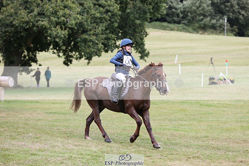 240825X-140629-34436 - 80cm XC 13.30 to 14.30