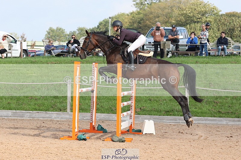 230915A-110033-01611 - Cls 2 Snr Foxhunter