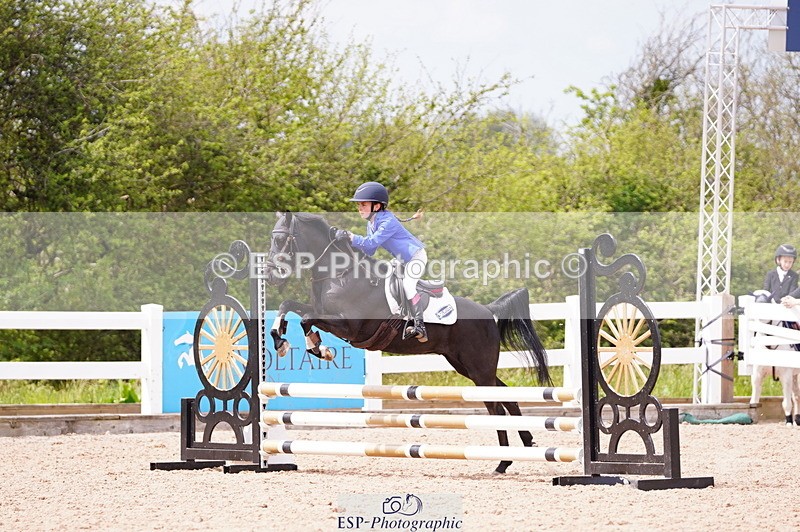 240506A-142830-09520 - Cls 17 Club 60cm