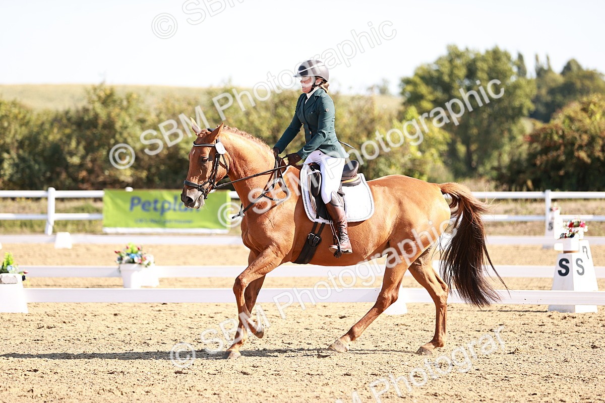 SBM_004387 - Class 12 - Novice 5 - 9.07-10.10
