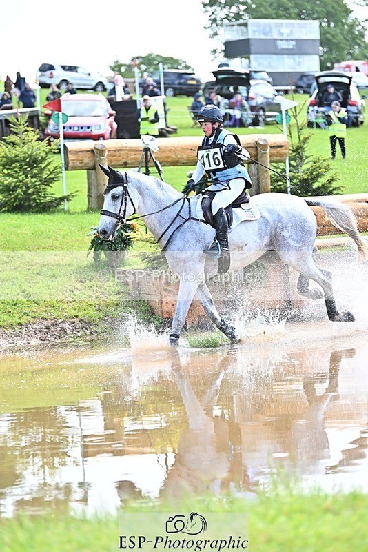 240526-111152-20429 - 416-CRISTAL_FONTAINE-Kitty_King