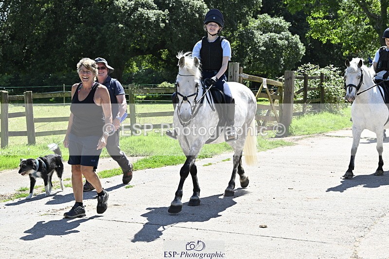 240728B-141212-00455 - Theo and Gemma's Groups Indoor