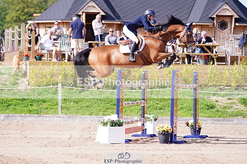 240803A-165046-09386 - Cls 33 National 1.40m Open