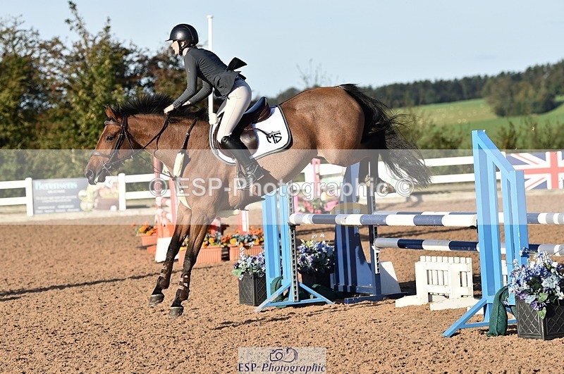 231015A-092908-06723 - Cls 22 British Novice & 90cm Open