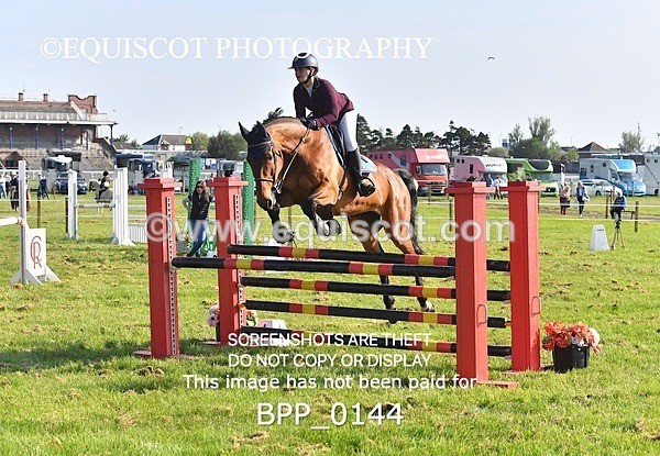 BPP_0144 - CLASS 1 Senior Newcomers/ 1.10m Open