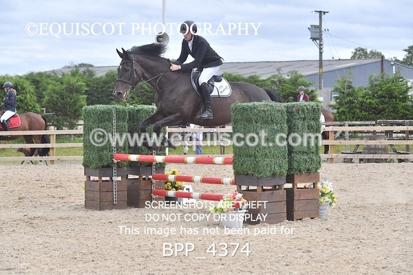 BPP_4374 - CLASS 12 SUN Senior British Novice/ 90cm Open